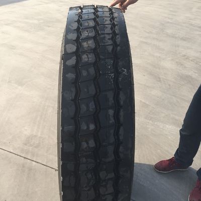 1200R20 HEAVY DUTY TRUCK TIRE